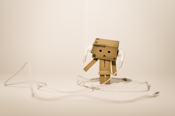 Danbo with Amazon Earbuds