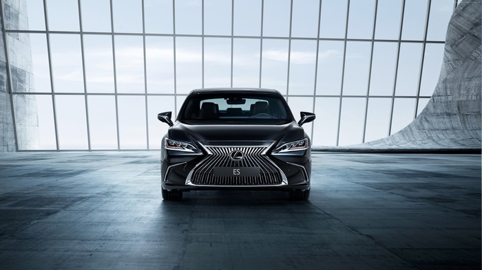 Lexus ES 4K