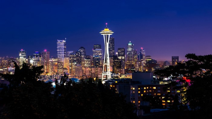 Seattle skyline with Space Needle at night