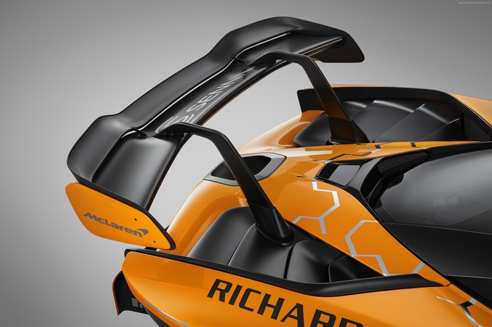 McLaren Senna GTR rear wing detail