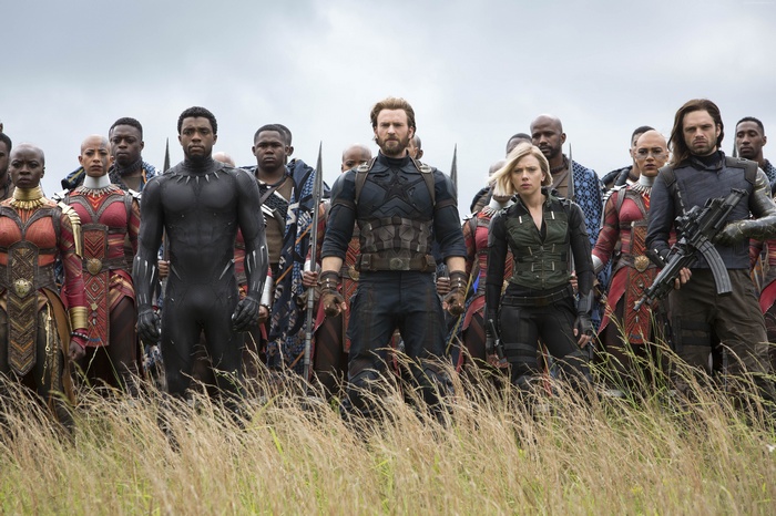 Black Panther, Captain America, Black Widow, and soldiers in Avengers: Infinity War