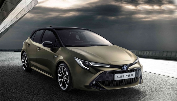 Toyota Auris Hybrid 4K