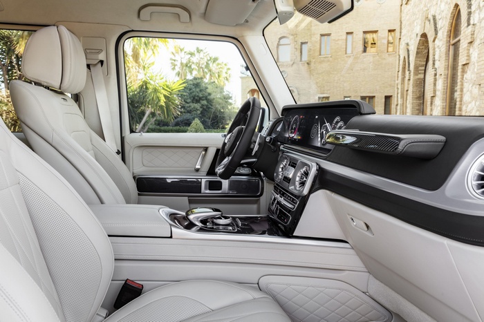 Mercedes-Benz AMG G 63 Interior 4K