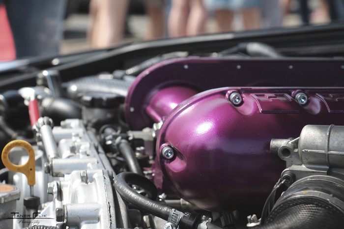 Nissan GT-R R35 engine with purple intake manifold