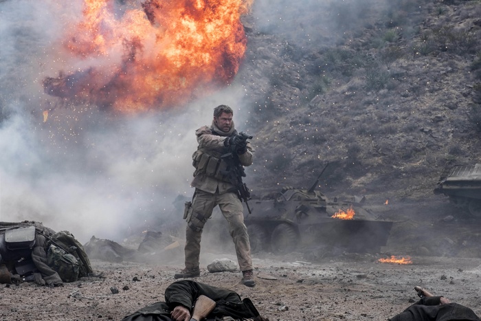 Chris Hemsworth in 12 Strong