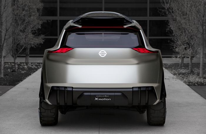 Nissan Xmotion concept car rear view