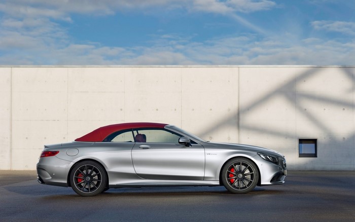 Silver Mercedes-Benz S63 AMG Cabriolet Edition 130 with red roof