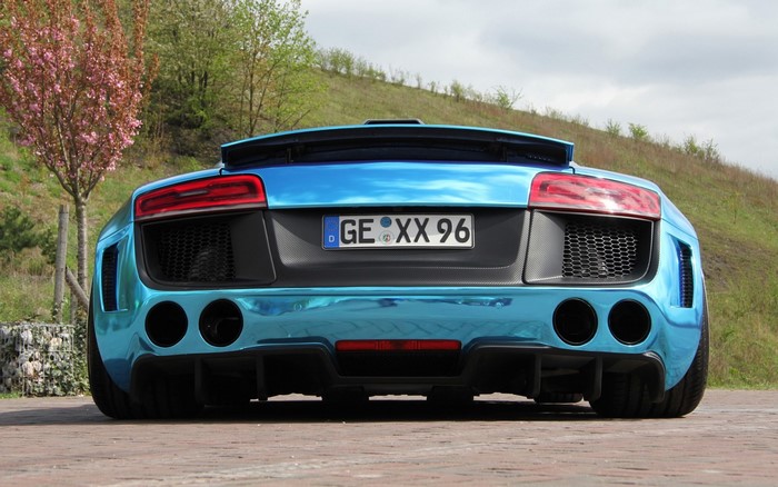 Blue Audi R8 V10 with German license plate