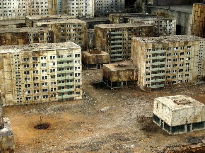 Model of abandoned concrete apartment buildings and structures