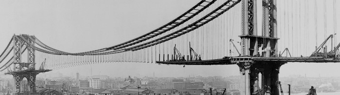 Manhattan Bridge under construction