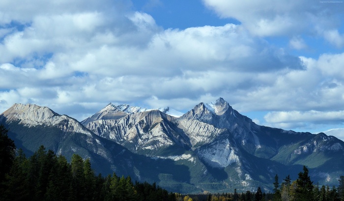 4K Mountains with Clouds and Trees