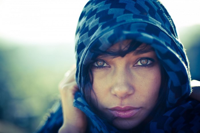 Jessica Parker Kennedy as Max from Black Sails