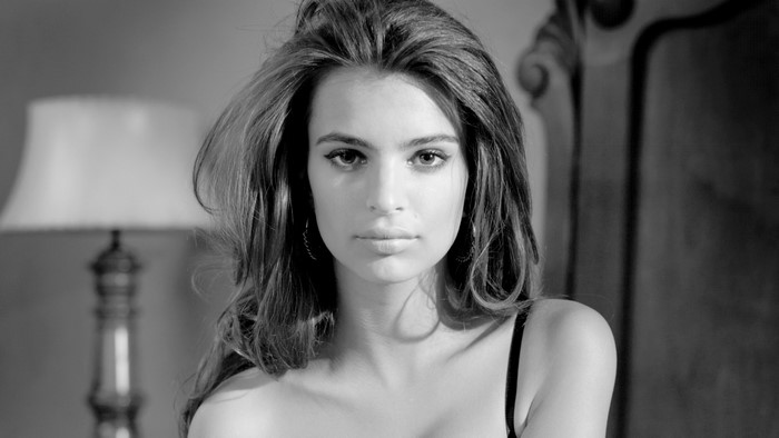 Emily Ratajkowski portrait in black and white