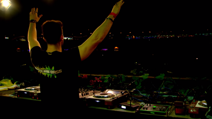 Alok performing Brazilian Bass at Tomorrowland