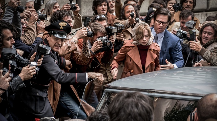 Michelle Williams and Mark Wahlberg in All the Money in the World 4K