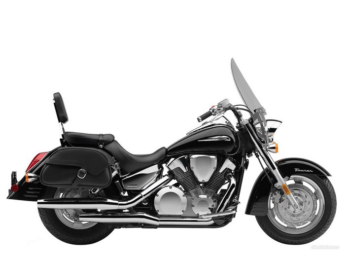 Black Honda VTX1300 Tourer motorcycle with saddlebags