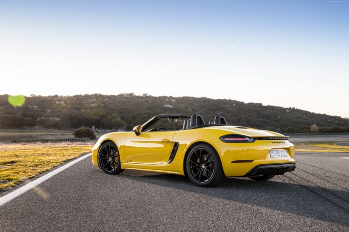 Yellow Porsche 718 Boxster GTS 4K