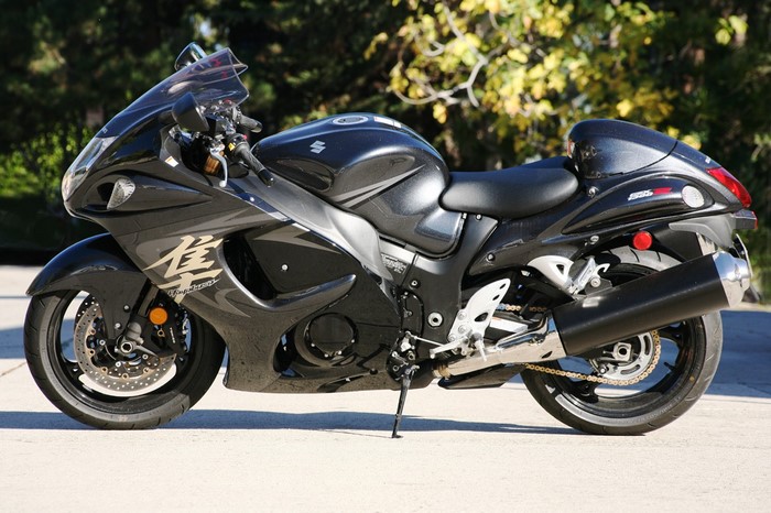 Black Suzuki Hayabusa motorcycle parked outdoors