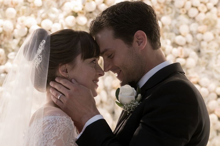 Jamie Dornan and Dakota Johnson from Fifty Shades Freed 4K