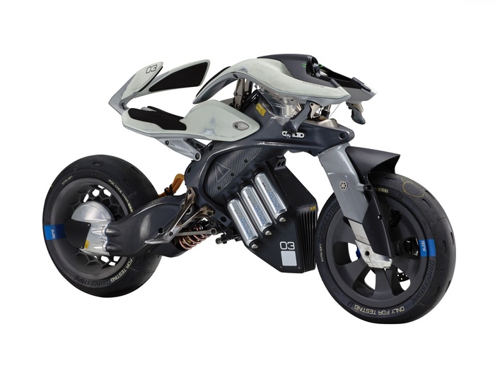 4K Yamaha Motoroid concept motorcycle
