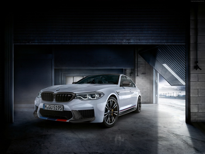 4K BMW M5 M Performance Car
