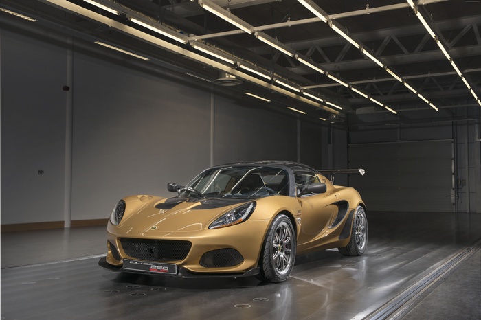 Lotus Elise Cup 260 supercar