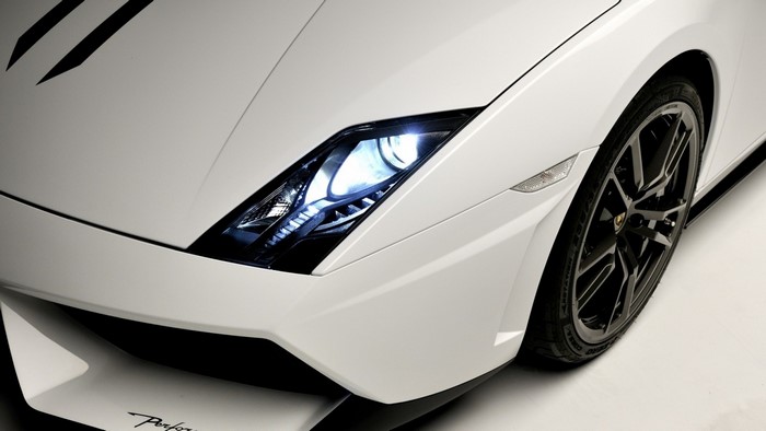 White Lamborghini Gallardo sports car front view