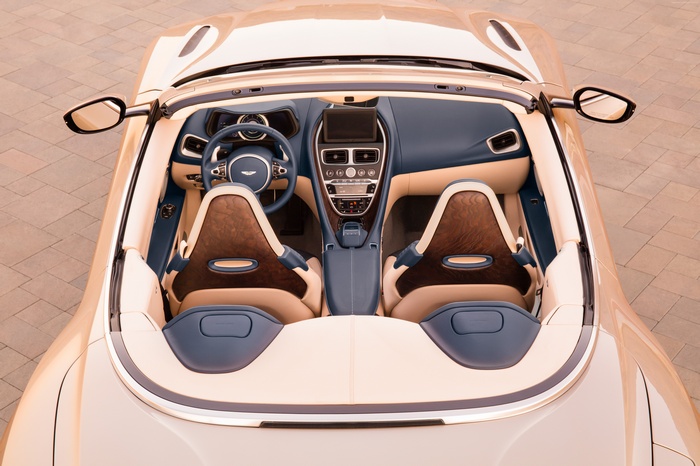 Aston Martin DB11 Volante Convertible Interior