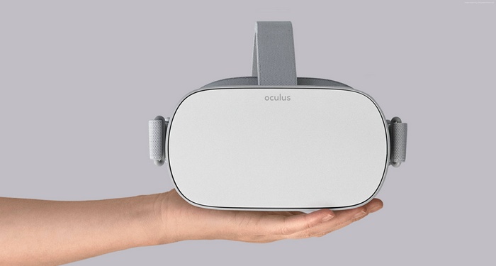 Oculus Go VR headset held in hand