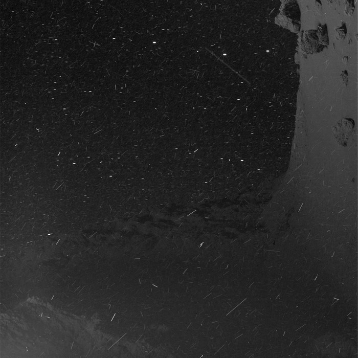 Rosetta OSIRIS image of space with streaks