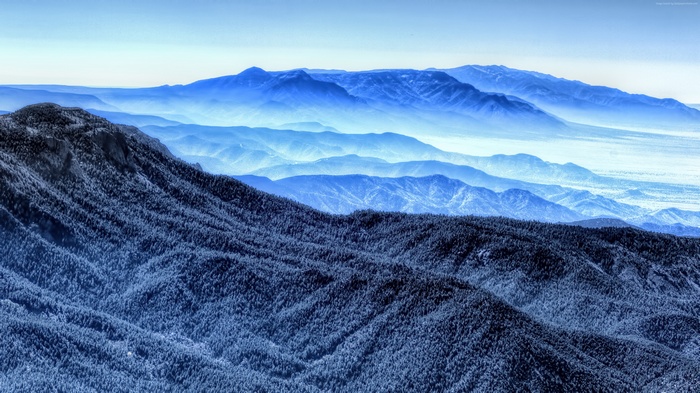 Blue mountains in 4K