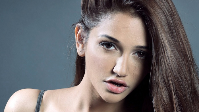Anaika Soti 4K Bollywood Beauty