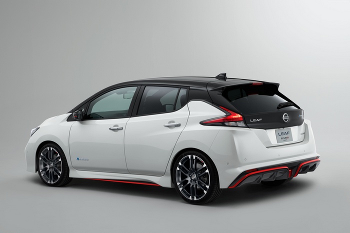 4K Nissan Leaf Nismo electric car