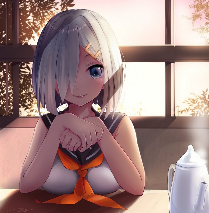 Anime girl with white hair and blue eyes in sailor uniform