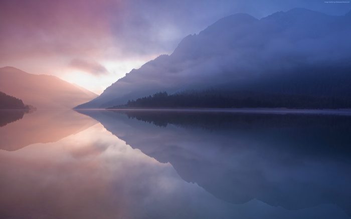 Lake and Mountains Reflection 4K