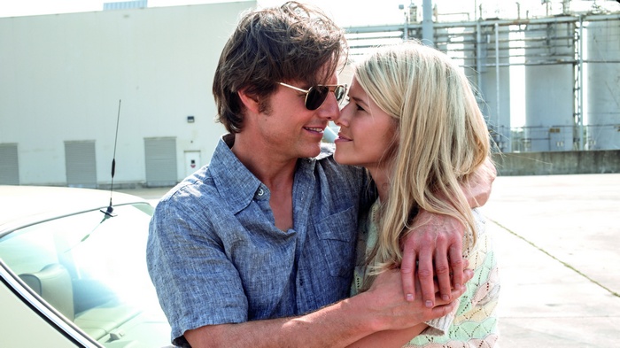 Tom Cruise and Sarah Wright in American Made