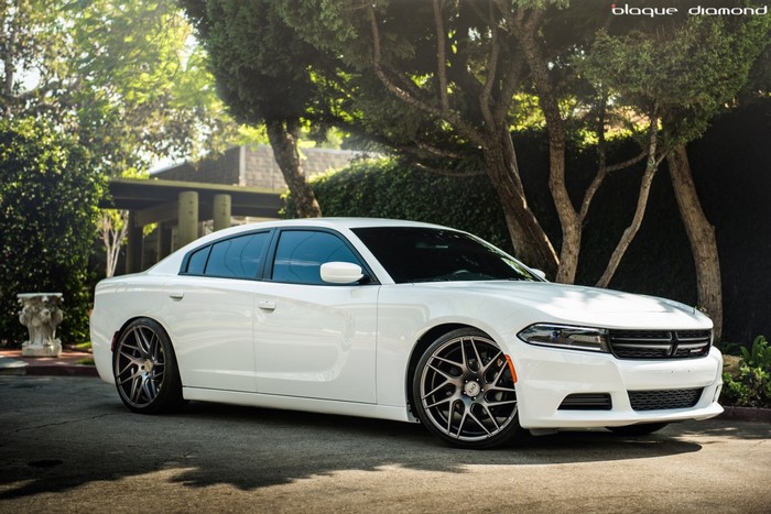 White Dodge Charger with Blaque Diamond Wheels