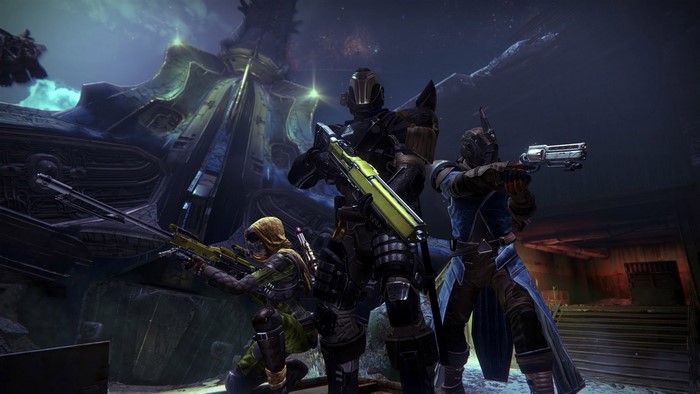 Guardians with weapons in Destiny video game