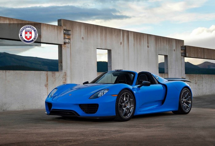 Blue Porsche 918 Spyder with HRE Performance Wheels