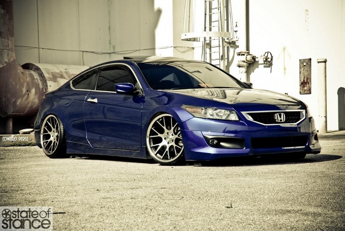 Blue Honda Accord Coupe with custom rims