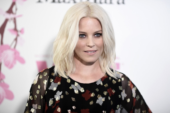 4K photo of Elizabeth Banks
