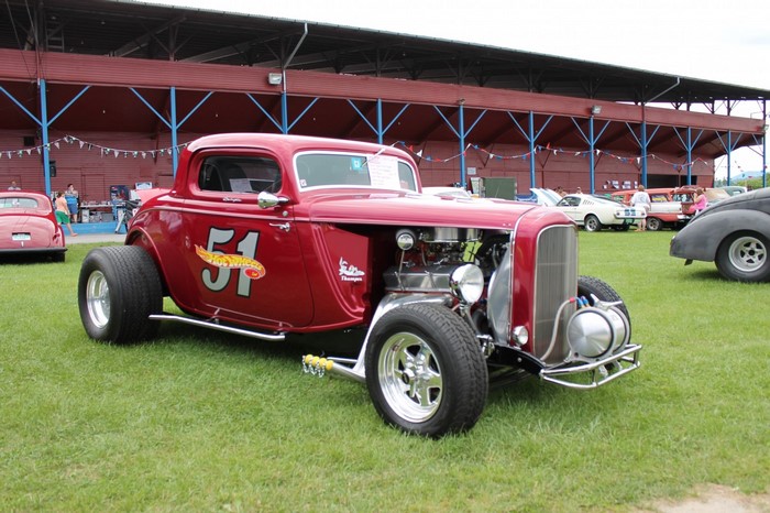 Red 1930s Ford Hot Rod with "51" and Hot Wheels logo