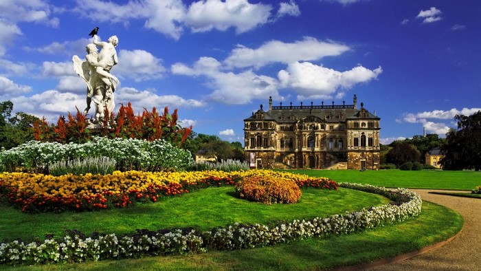 Dresden Park with Historic Sculpture and Palace