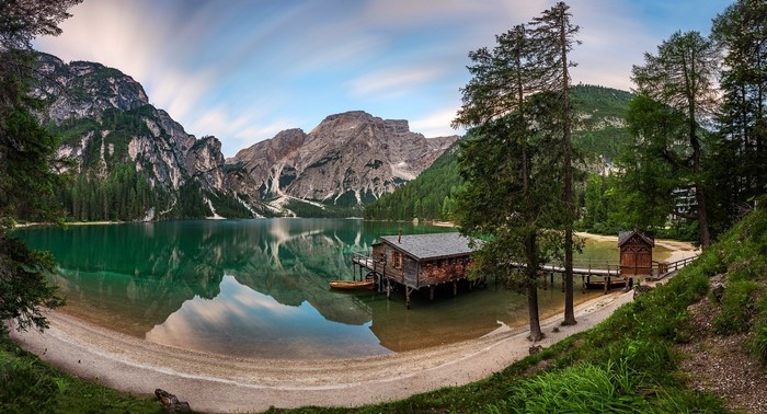 Serene Lake and Mountains in the Italian Alps