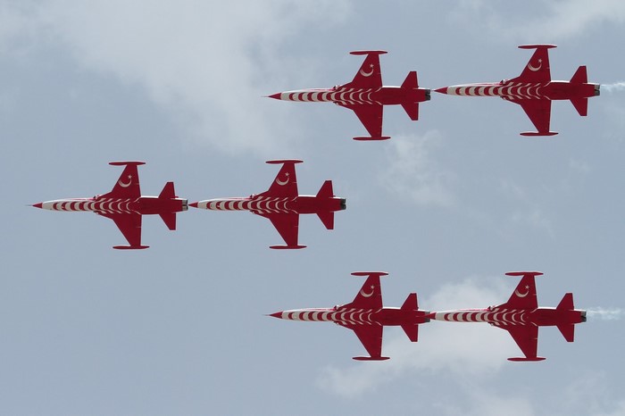 Turkish Stars aerobatic team flying F-5 jets