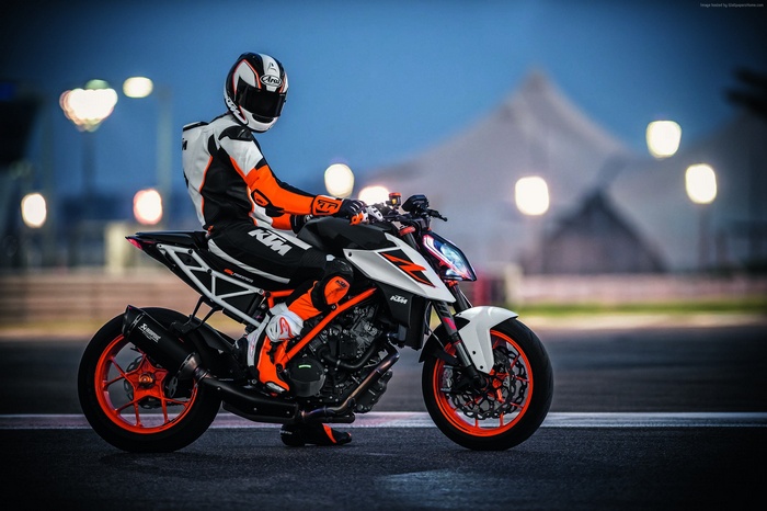 KTM 1290 Super Duke R motorcycle with rider