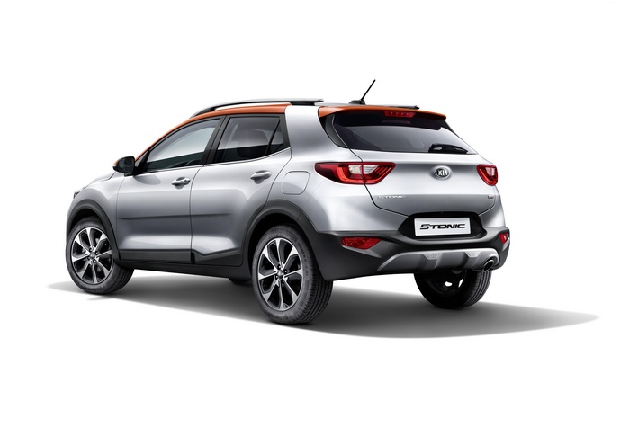 Silver Kia Stonic with orange roof