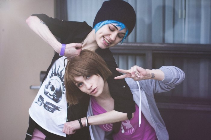 Max Caulfield and Chloe Price from Life Is Strange cosplay