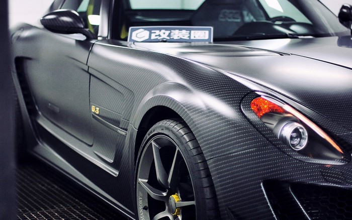 Mansory Mercedes Benz SLS AMG C63 carbon fiber sports car