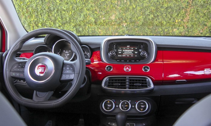 Fiat 500 dashboard and steering wheel